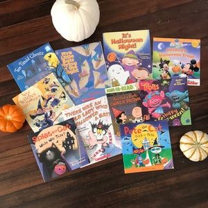 • #1 Kids Halloween picture book bundle •